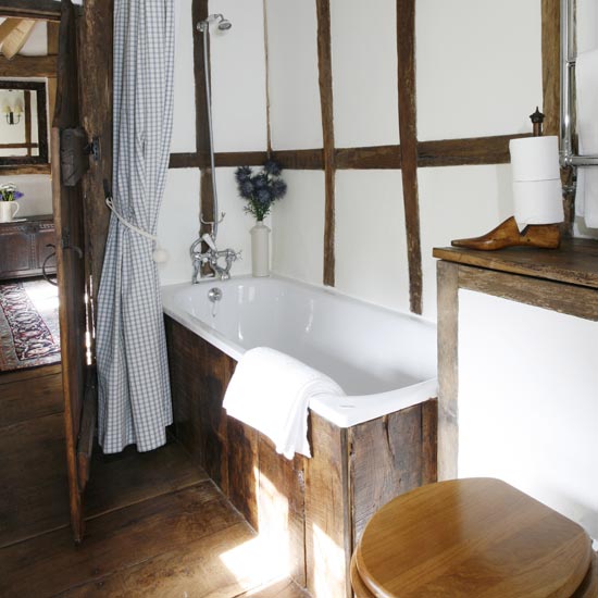 Small rustic bathroom Small country bathroom | Small bathroom design ideas | Bathroom decorating ideas | Bathroom storage | PHOTO GALLERY | Housetohome