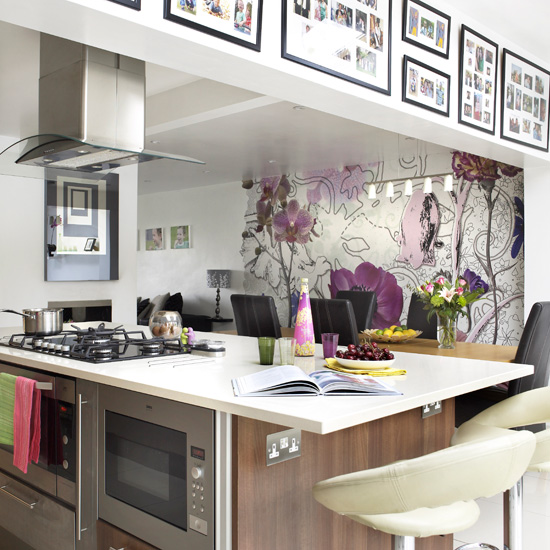 Statement kitchen wallpaper | Kitchen wallpaper ideas | Kitchen wallpaper | PHOTO GALLERY