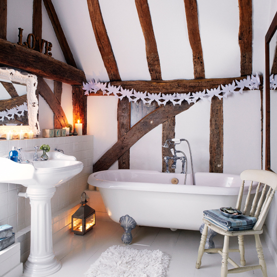Country attic bathroom