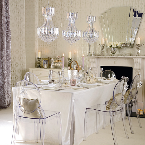 Hollywood-style dining room