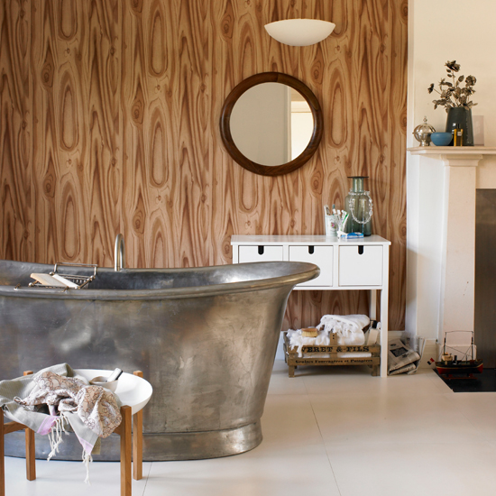 Wood print wallpaper | Bathroom wallpaper | bathroom decorating ideas| bathroom | decorating ideas | PHOTO GALLERY | housetohome