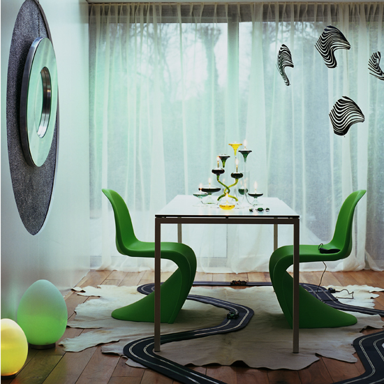 Curvy black, white and green dining room | Dining rooms | Dining room ideas - 10 quirky designs | PHOTO GALLERY