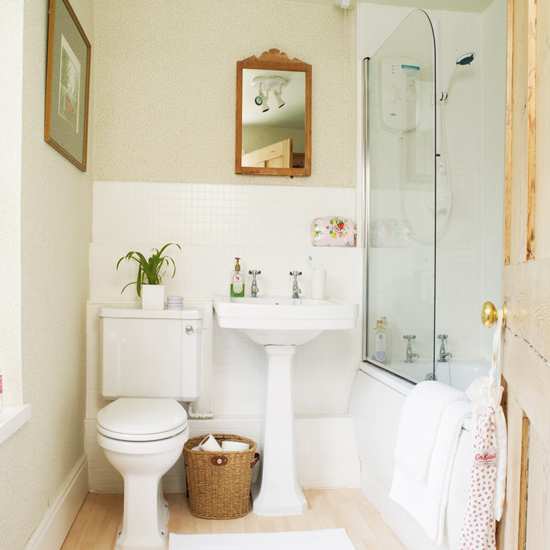 Bathroom |Traditional cottage | House tour | Ideal Home | PHOTO GALLERY