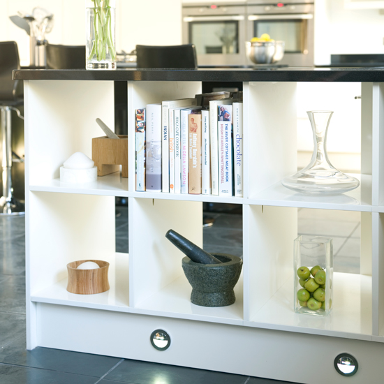 Room-dividing shelves | Kitchen shelving - 10 of the best ideas | Kitchen storage | Beautiful Kitchens | PHOTO GALLERY