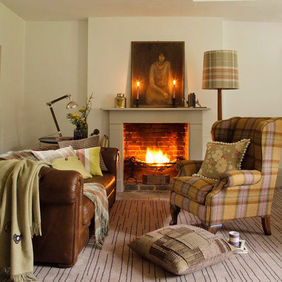 Decorate from the floor up Decorate from the floor up | Country cottage decor ideas | country decorating | decorating trend | PHOTO GALLERY | Country Homes & Interiors on Housetohome