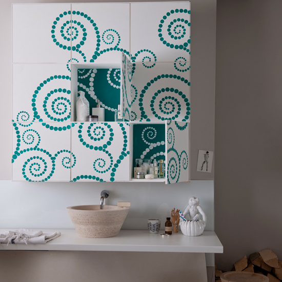 Go for statement storage | Add colour to your bathroom | Easy bathroom ideas | Bathroom | PHOTO GALLERY | Housetohome