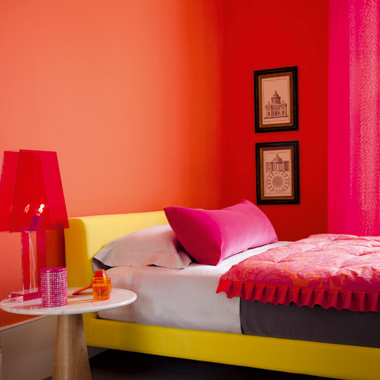 Bright sunset-coloured bedroom | Break the colour rules | decorating with colour | decorating tips | PHOTO GALLERY | Housetohome