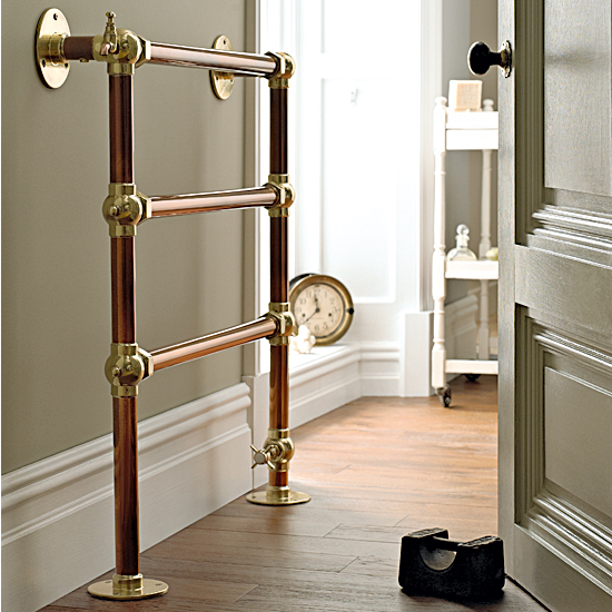 Warm up towels with a classic heated towel rail Heated towel rail | 10 new looks for country bathrooms | Bathroom design ideas | PHOTO GALLERY
