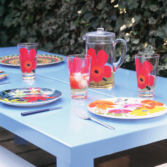 Bright and bold tableware | colourful garden ideas | how to add colour to your garden | colour week | housetohome