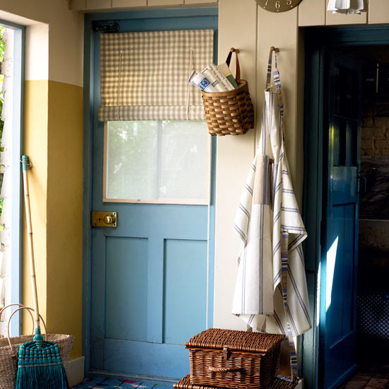 Blue back door | Adding colour to a utility room | Decorating with colour | PHOTO GALLERY | Housetohome