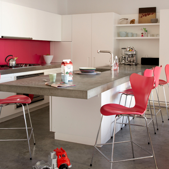 Pink and grey kitchen | New York loft apartment house tour | Modern decorating ideas | PHOTO GALLERY | Livingetc | Housetohome