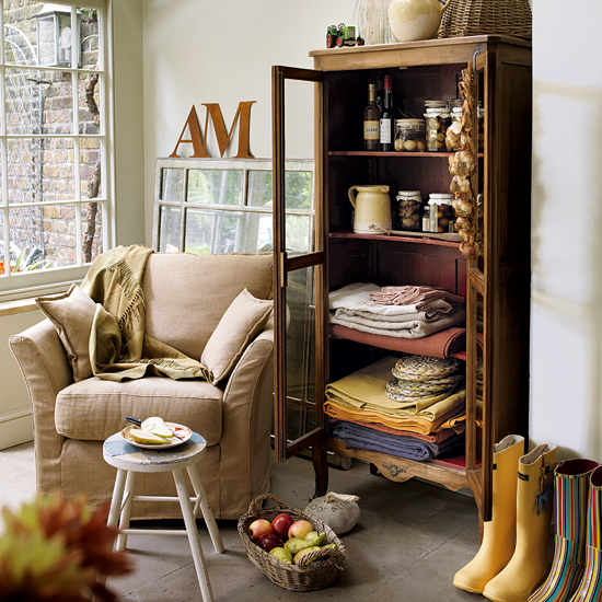 Traditional boot room Traditional boot room | country style utility rooms | utility room ideas | laundry room ideas | housetohome
