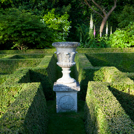 Garden maze