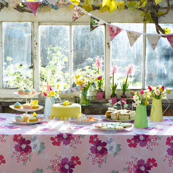 Party table | Create an Easter party | Easter ideas | PHOTO GALLERY | Housetohome.co.uk