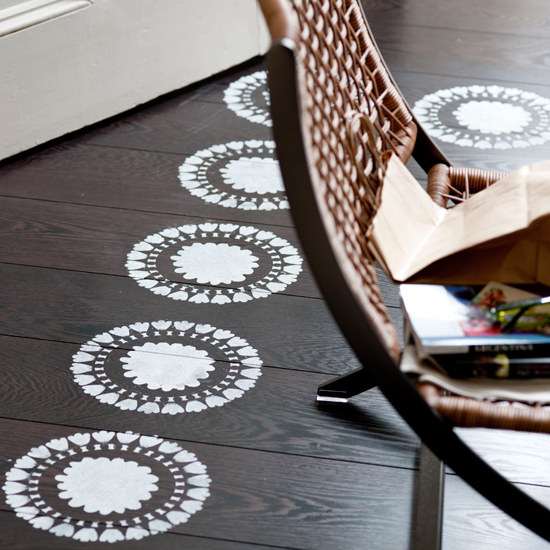 Floor stencil |10 ways with stencils | Easy stencilling ideas | PHOTO GALLERY