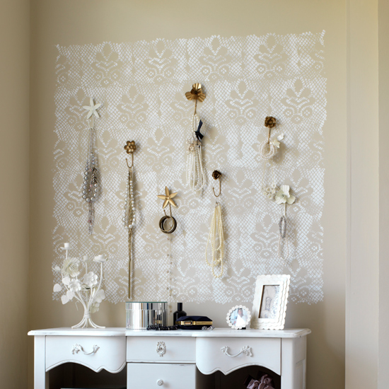 Stencilling with lace | 10 ways with stencils | Easy stencilling ideas | PHOTO GALLERY