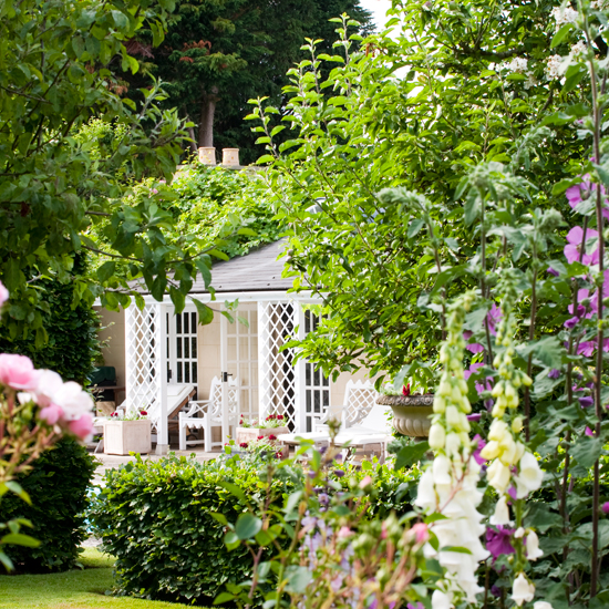 Stylish garden awning Stylish garden awning | Traditional gardens | Garden design ideas | PHOTO GALLERY | Housetohome.co.uk