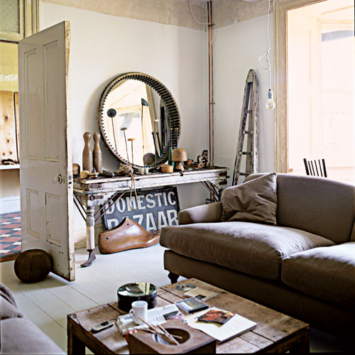 Recycled farmhouse lounge Recycled farmhouse lounge | Take a tour around a salvage-lovers home | House tours | PHOTO GALLERY