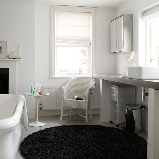 Bathroom | Sunny Brighton home house tour