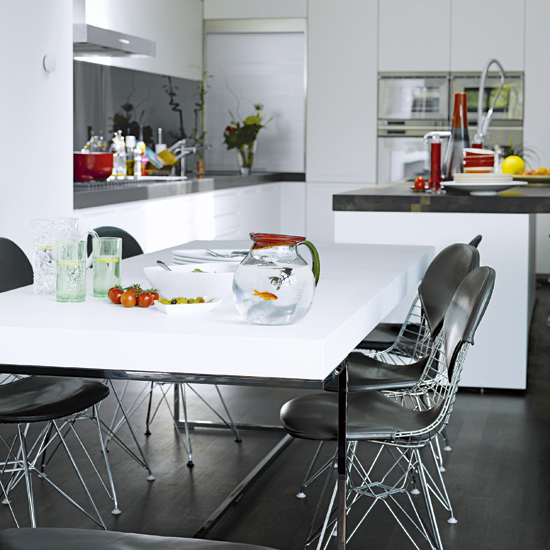 Kitchen-diner | Open-plan glass extension | House tour | Modern decorating ideas | PHOTO GALLERY | Housetohome