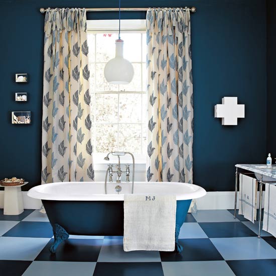 Bold bathroom Bold bathroom | Traditional bathroom | Image | Housetohome.co.uk