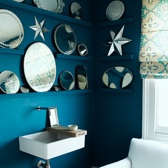 Bold mirror display | bathroom shelving ideas | 10 of the best bathroom shelving ideas | bathroom storage ideas | housetohome