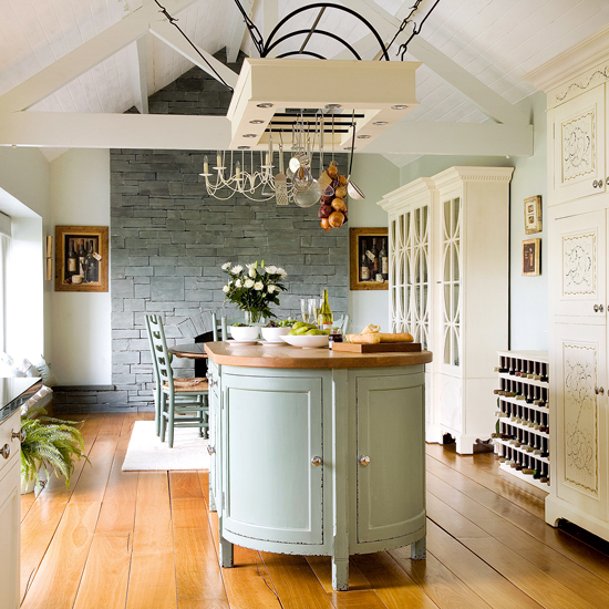 Hand decorated kitchen Hand decorated kitchen | Tailor-made kitchen ranges - 7 new designs | Kitchen design ideas | PHOTO GALLERY | Housetohome