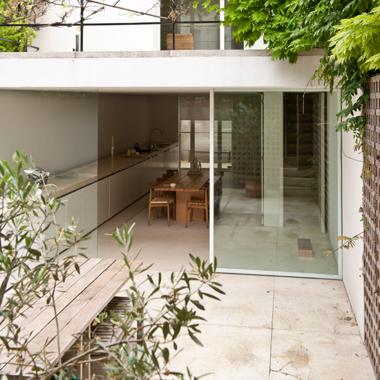 Minimal modern courtyard | Garden | Image | Housetohome