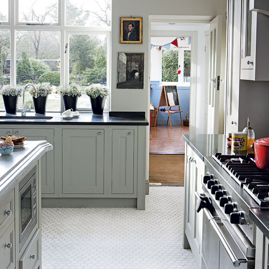 Kitchen | Take a tour around an Arts and Crafts home | | house tours | modern and contemporary ideas | housetohome