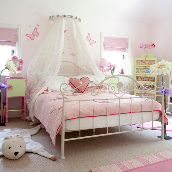 Pink girls bedroom | Extended country lodge | House tour | PHOTO GALLERY | Housetohome
