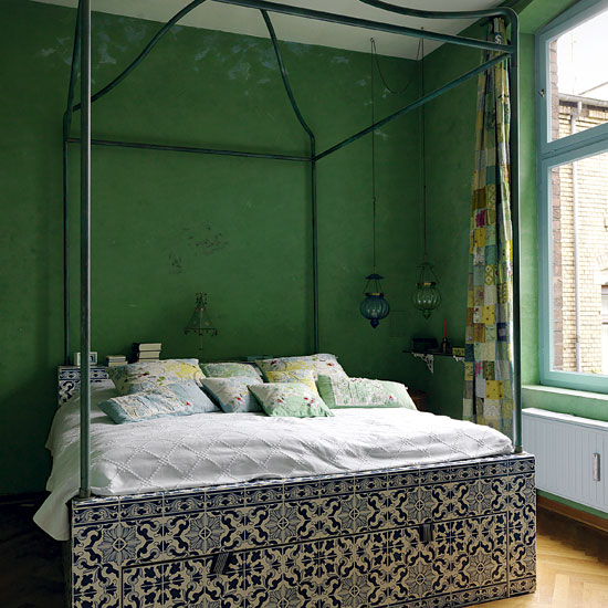 Bedroom | Technicolour Cologne apartment tour | House tour | Modern decorating ideas | PHOTO GALLERY | Livingetc | Housetohome