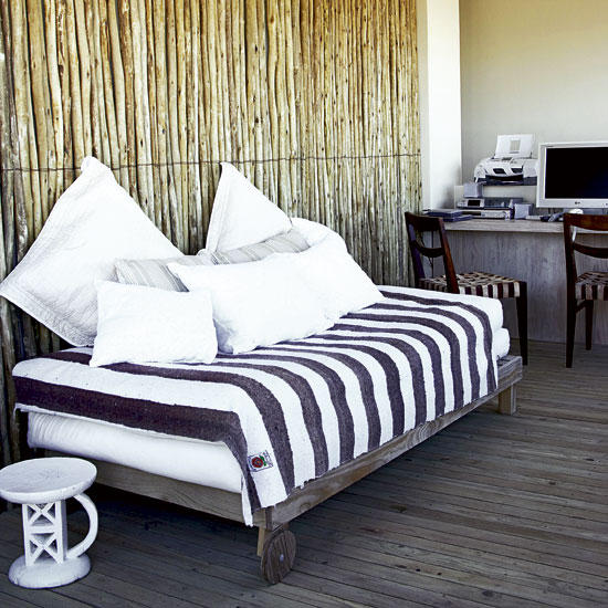 Relaxed home office | South African beach house | House tour | Real home | PHOTO GALLERY | Housetohome