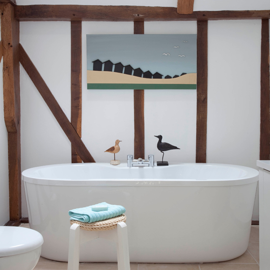 Main bedroom en suite | Converted 18th-century barn | House tour | Real home | PHOTO GALLERY | Housetohome