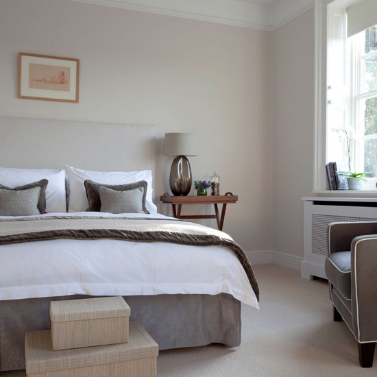 Guest bedroom | Former Georgian vicarage | 25 Beautiful Homes house tour | PHOTO GALLERY | Housetohome