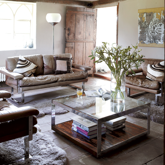 Retro living area Retro living area | take a tour around a pure 17th century parsonage | house tours | housetohome