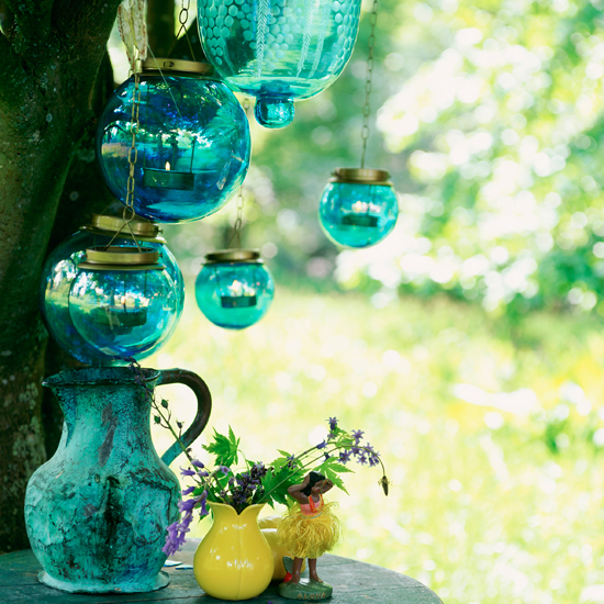Front garden tealights | Gardens | Front garden designs | PHOTO GALLERY | Housetohome.co.uk
