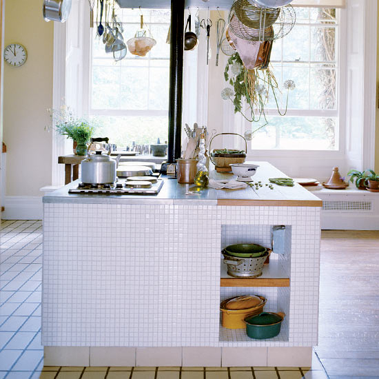 Kitchen island | Take a tour around Terence Conran's family home | House tours | PHOTO GALLERY | Housetohome.co.uk