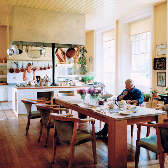 Kitchen-diner | Take a tour around Terence Conran's family home | House tours | PHOTO GALLERY | Housetohome.co.uk