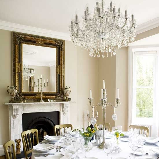 Grand chandelier Grand chandelier | Elegant dining rooms - 10 of the best | Dining room inspiration | PHOTO GALLERY | Housetohome.co.uk