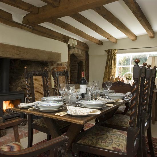 Cosy dining room Cosy dining room | Elegant dining rooms - 10 of the best | Dining room inspiration | PHOTO GALLERY | Housetohome.co.uk