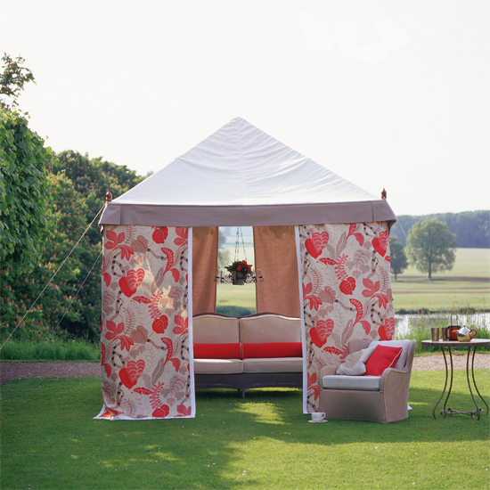 Floral marquee | Relaxed living | garden | garden advice | PHOTO GALLERY | Homes & Gardens | Housetohome