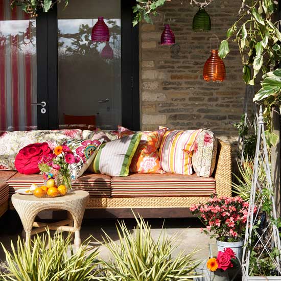 Use bold colours Use bold colours | Be inspired by outdoor rooms | Garden ideas | PHOTO GALLERY | Housetohome.co.uk