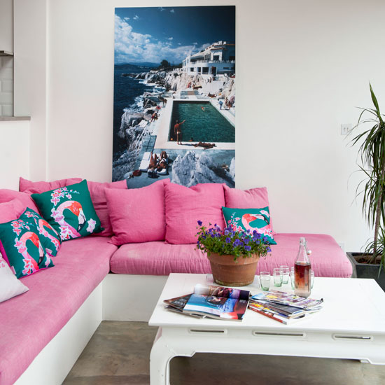 Palm Springs-esque living room | Living room idea | Pink cushion | Image | Housetohome