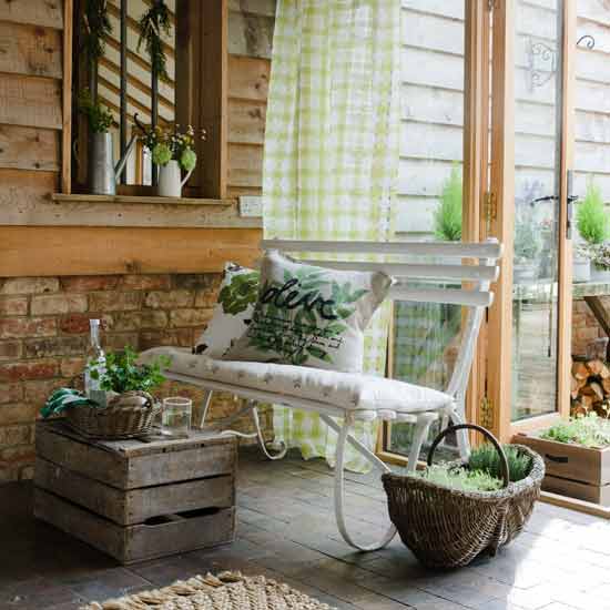 Spring conservatory