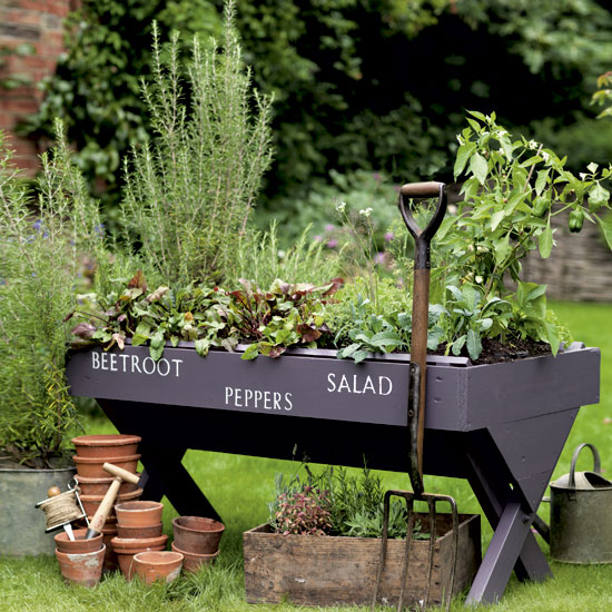 Garden planter with stencil lettering | Garden inspiration | planters | image | Housetohome