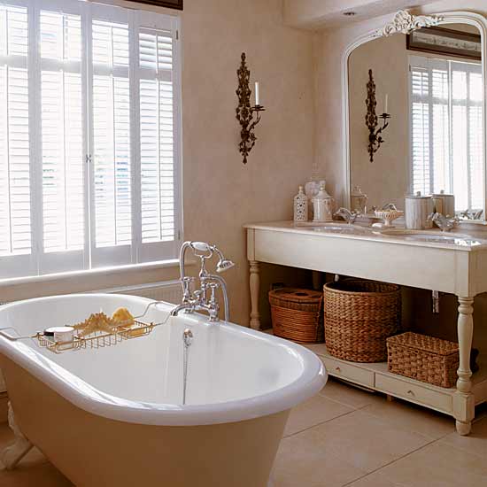 Bathroom Bathroom | Take a tour around a classic 1930s home | House tour | PHOTO GALLERY | Housetohome.co.uk