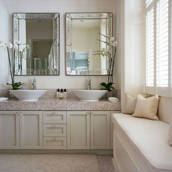 Bathroom vanity unit | Georgian town house | House tour | traditional decorating ideas | PHOTO GALLERY | Homes & Gardens | Housetohome