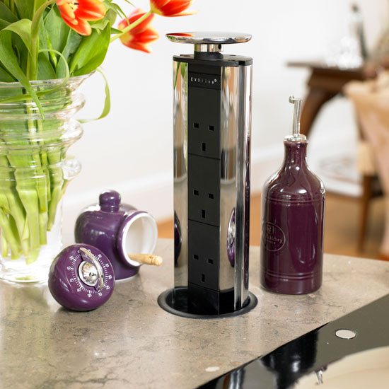 Electric socket tower Electric socket tower | Farmhouse kitchen tour | Traditional kitchen design | PHOTO GALLERY | Housetohome