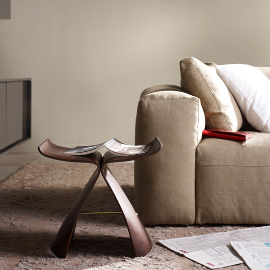 Butterfly stool by Sori Yanagi Butterfly stool by Sori Yanagi | Livingetc design classics | modern decorating | furniture and accessories | PHOTO GALLERY | Livingetc | Housetohome