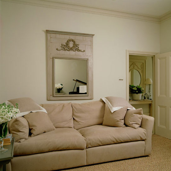 Living room | Victorian terraced house tour | Homes & Gardens house tour | PHOTO GALLERY | Housetohome
